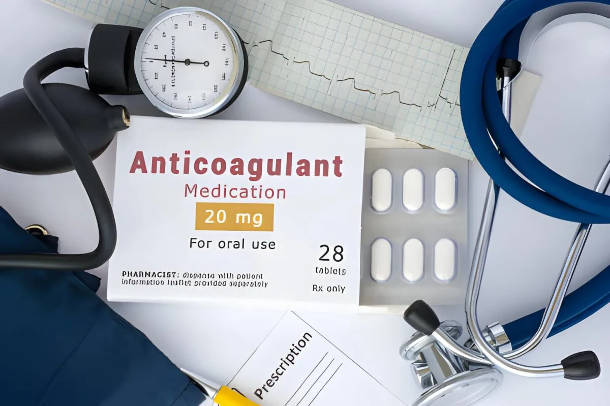 Side effects of blood thinners